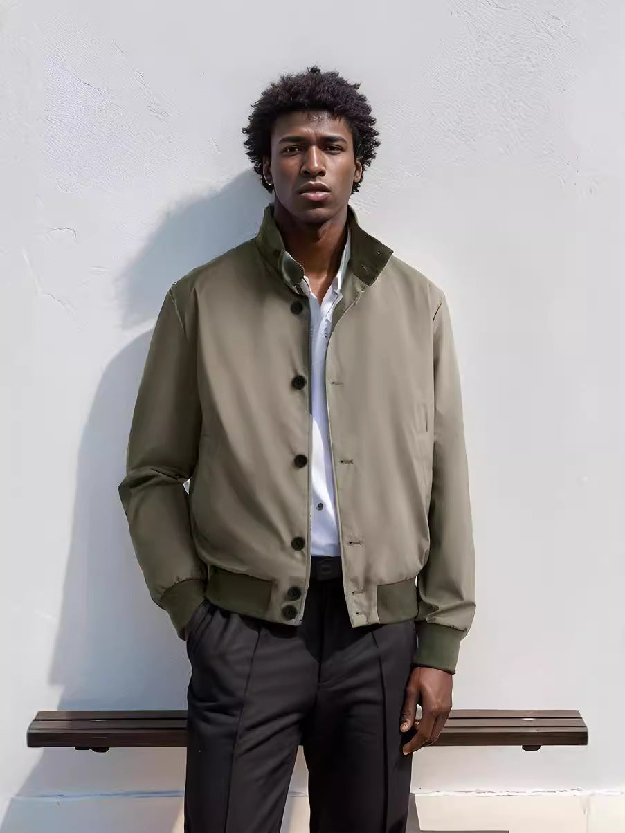 Herren Casual-Bomberjacke mit hohem Kragen und praktischen Taschen EB