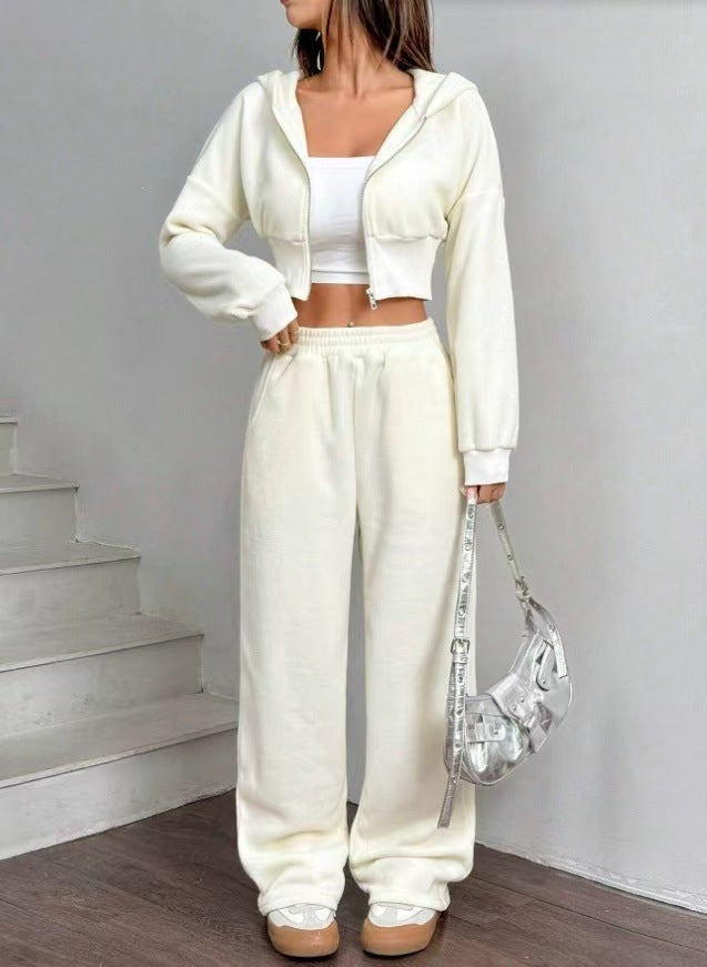 Damen nan kurzes Kapuzen-Sweatshirt mit Reißverschluss und weite High-Waist Jogginghose EB