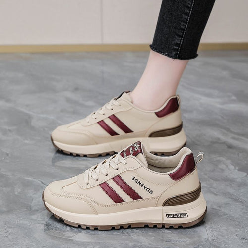 Damen Sportliche Sneakers mit dämpfender Sohle und modischen Akzenten EB