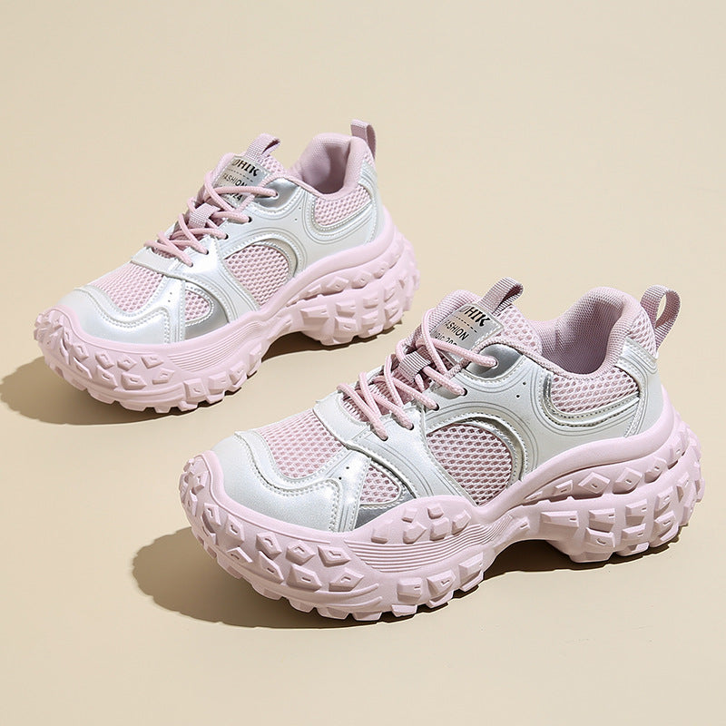 Damen sportliche Sneakers mit innovativem Sohlenprofil und atmungsaktiver Mesh-Konstruktion EB