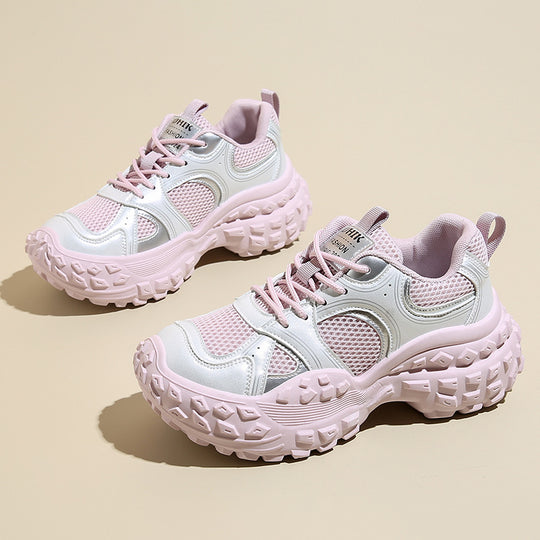 Damen sportliche Sneakers mit innovativem Sohlenprofil und atmungsaktiver Mesh-Konstruktion EB