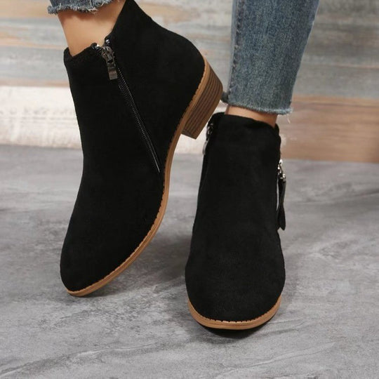 Damen nan klassische knöchelhohe Microvelours-Stiefelette mit seitlichem Reißverschluss und niedrigem Blockabsatz EB