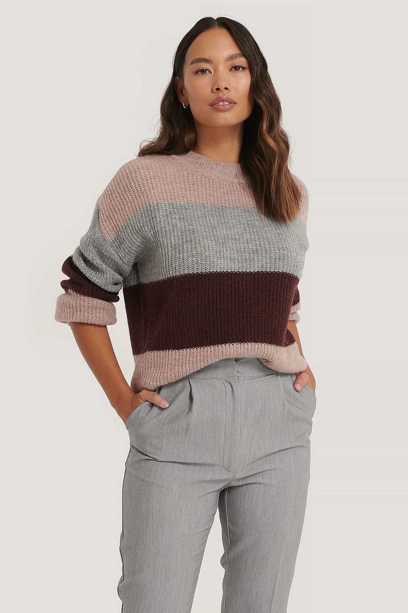Damen gemütlicher Strickpullover mit modernem Muster und lässigem Schnitt EB