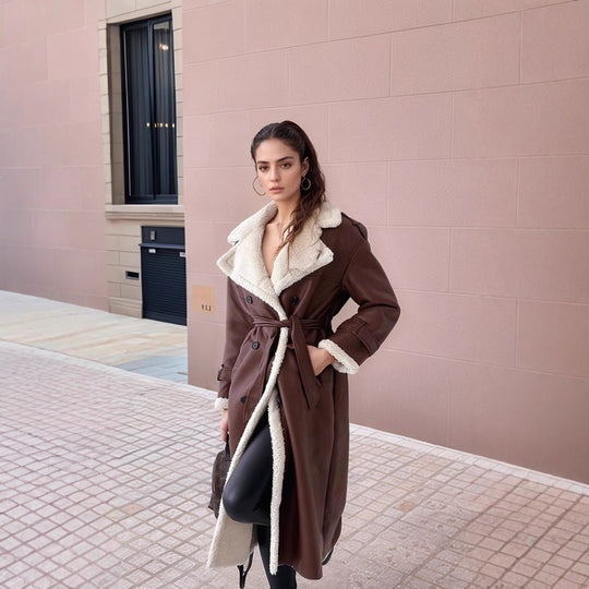 Damen gefütterter Longcoat mit schickem Kragen EB