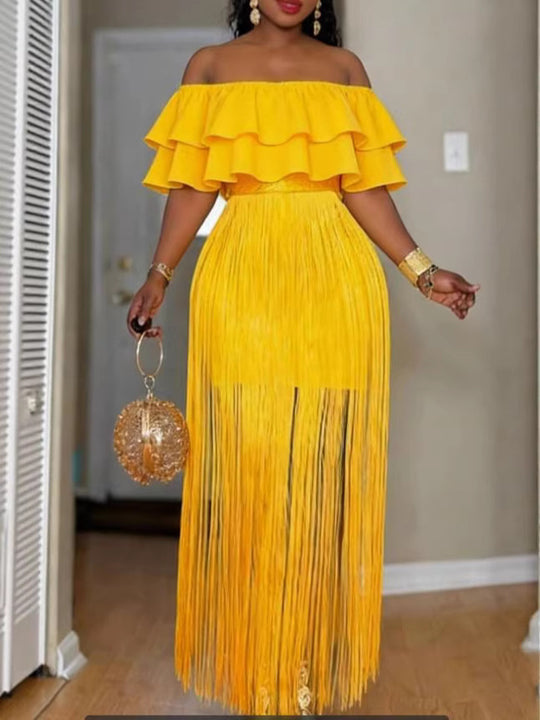 Damen Elegantes Off-Shoulder Kleid mit voluminösem Rüschensaum und fransigem Design EB