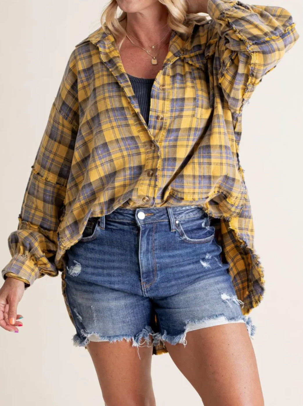 Damen nan oversized Karo-Überhemd mit Fransenbesatz, Brusttaschen und lockerer Passform EB