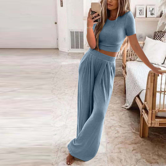 Damen Set aus kurzer Strickoberteile und weiten Hosen EB