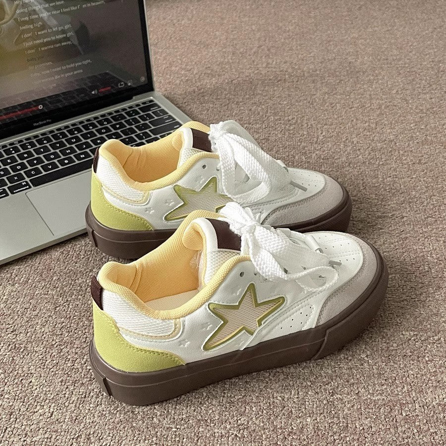 Damen Sportliche Sneakers mit kreativen Sternenapplikationen EB
