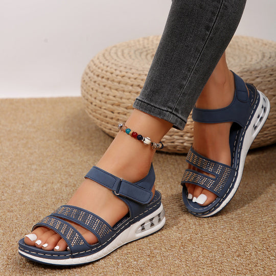 Damen Komfortable Sandalen mit verstellbaren Riemen und modischem Glitzerdetail EB