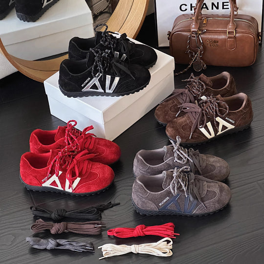 Damen Sportliche Sneakers mit atmungsaktiver Obermaterialkombination und rutschfester Laufsohle EB
