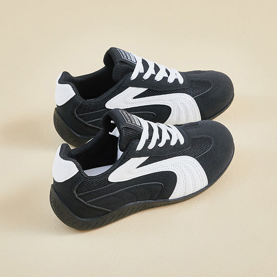 Damen High-Performance Sneakers mit rutschfester Laufsohle und atmungsaktiver Oberflächenstruktur EB