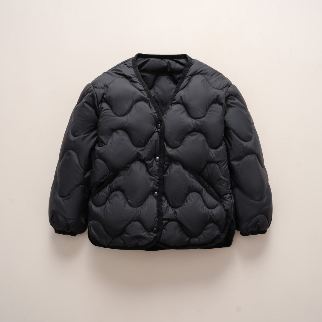 Damen gesteppte Daunenjacke mit modernen Wellenmustern und praktischen Taschen EB