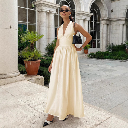 Damen Elegantes Maxikleid mit Halterneck-Design und fließendem Rock EB