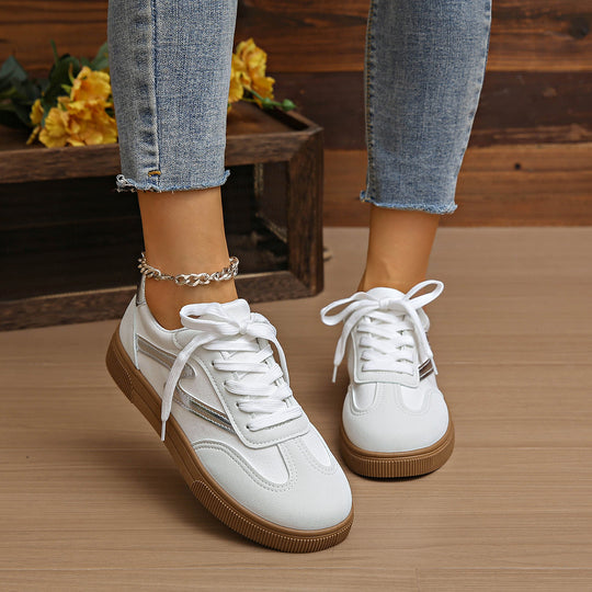 Damen Sportliche Sneaker mit robustem Sohlenprofil und modischen Details EB