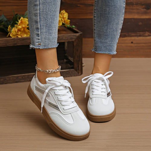 Damen Sportliche Sneaker mit robustem Sohlenprofil und modischen Details EB