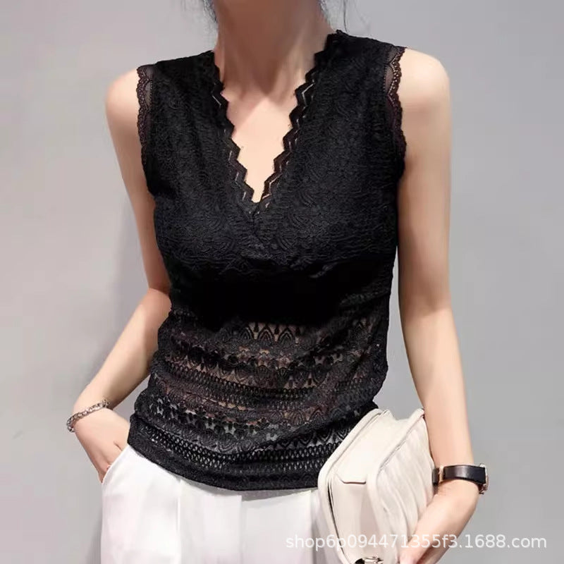 Damen Spitzen Tanktop mit V-Ausschnitt und romantischen Details EB