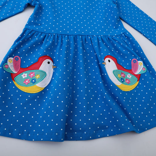 Mädchen Baumwollkleid mit verspielten Vogelapplikationen EB