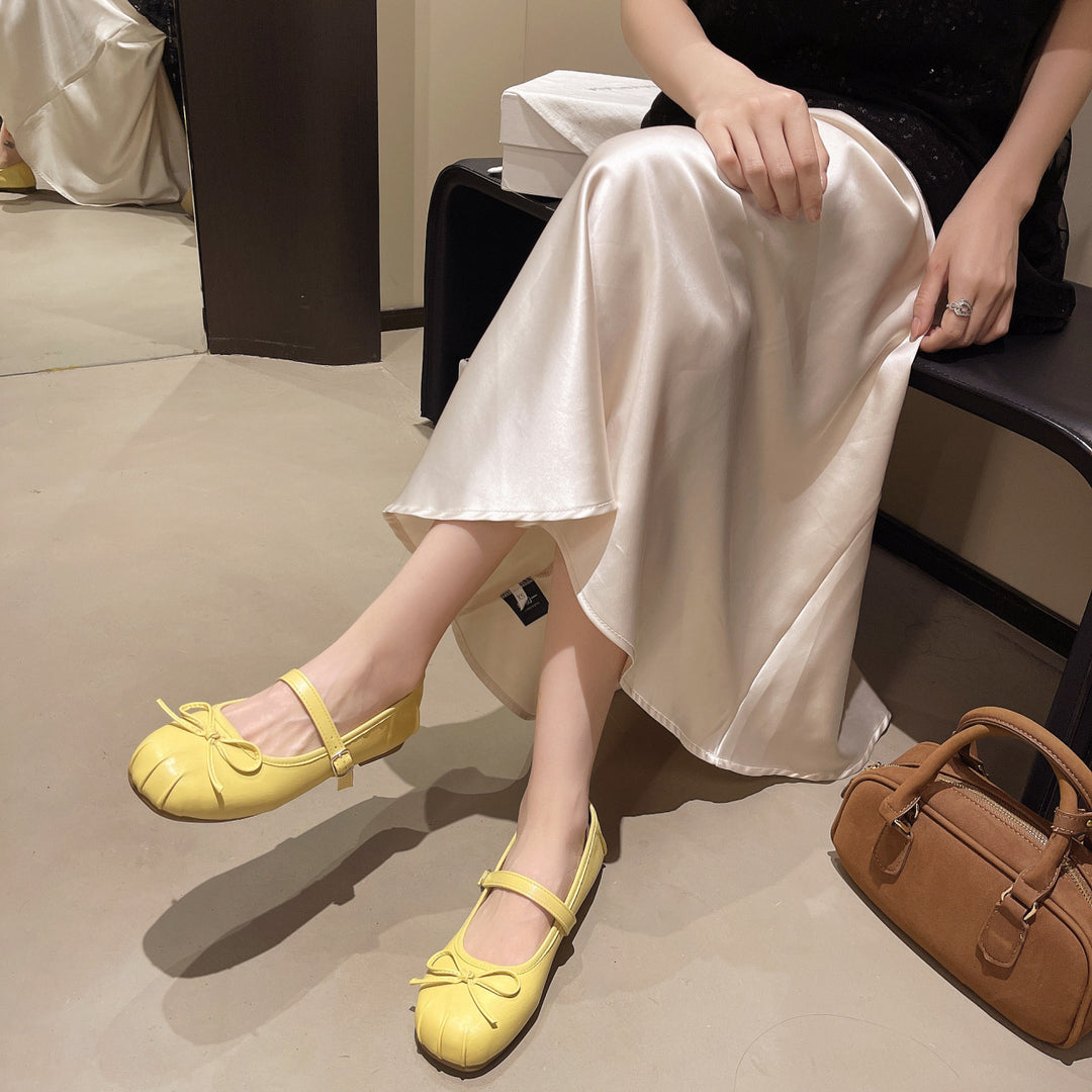 Damen Ballerinas mit schickem Riemchen und glamourösen Details EB