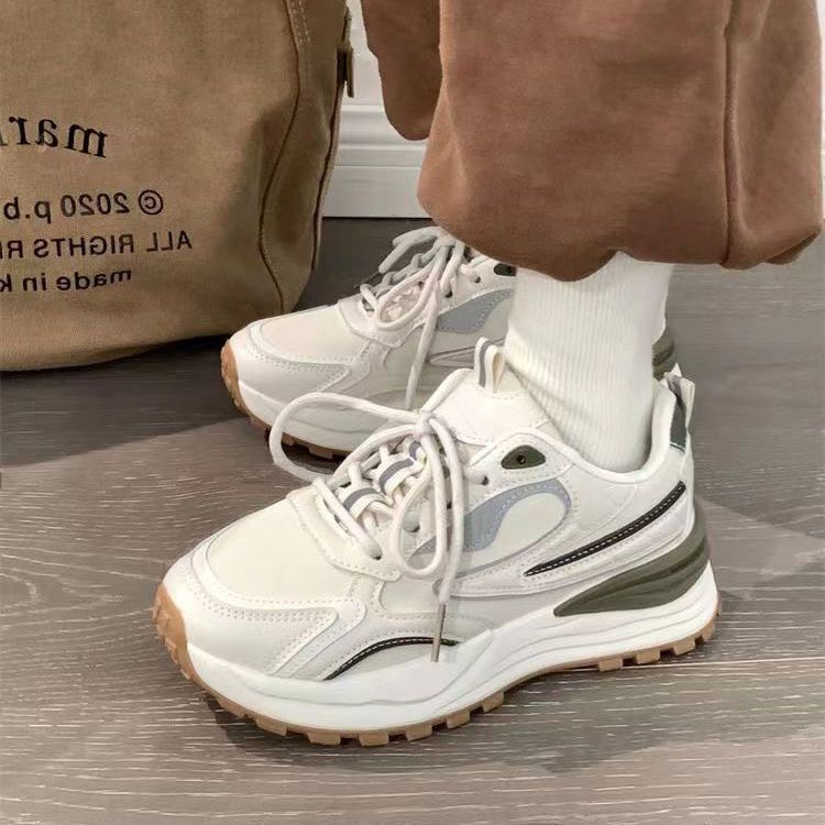 Damen sportliche Sneaker mit atmungsaktiver Mesh-Oberfläche und dämpfender Sohle EB