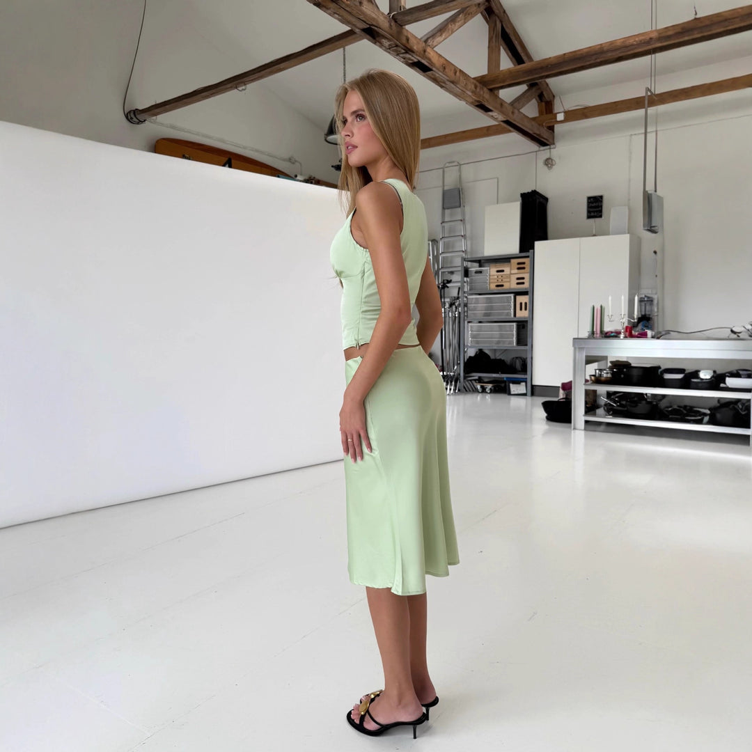 Damen elegantes Zweiteiler-Set mit V-Ausschnitt und fließendem Material EB