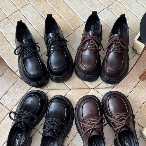 Damen Schnürschuhe mit robuster Plateausohle und modischem Design EB