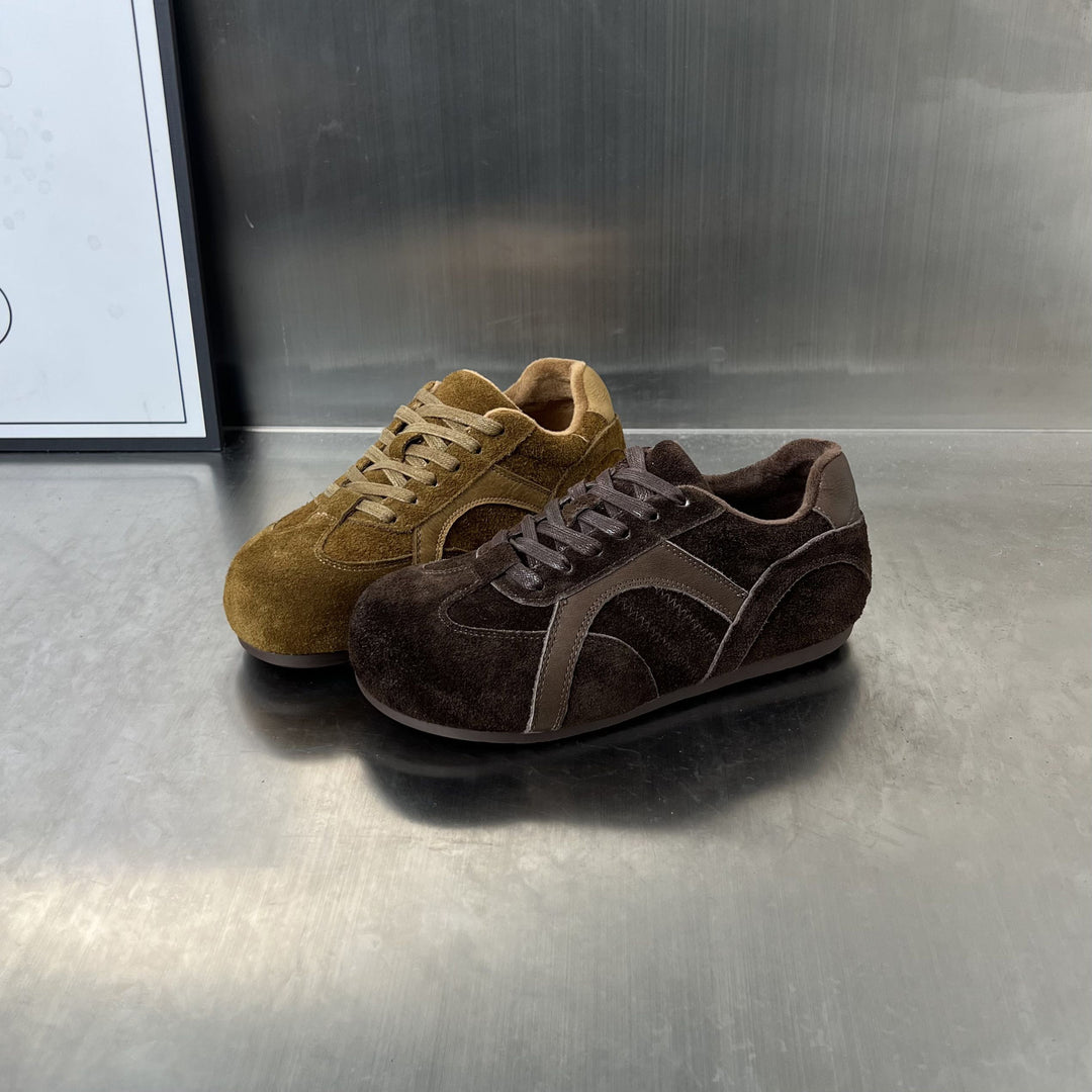 Damen Sportschuhe aus weichem Wildleder mit atmungsaktiver Mesh-Einsatz EB