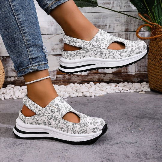 Damen Sportliche Sandaletten mit floralem Schnitt und rutschfester Sohle EB