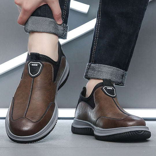 Herren Bequeme und stilvolle Slipper mit modernem Design EB