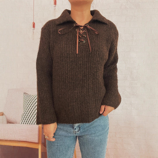Damen lässiger Strickpullover mit dekorativem Schnürdetail und breiten Ärmel EB