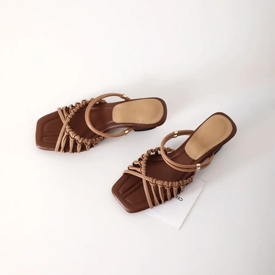 Damen Sandalen mit elegantem Riemendesign und glamourösem Glanz EB