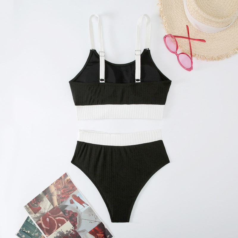 Damen Sport-Bikini-Set mit elegantem Design und verstellbaren Trägern EB