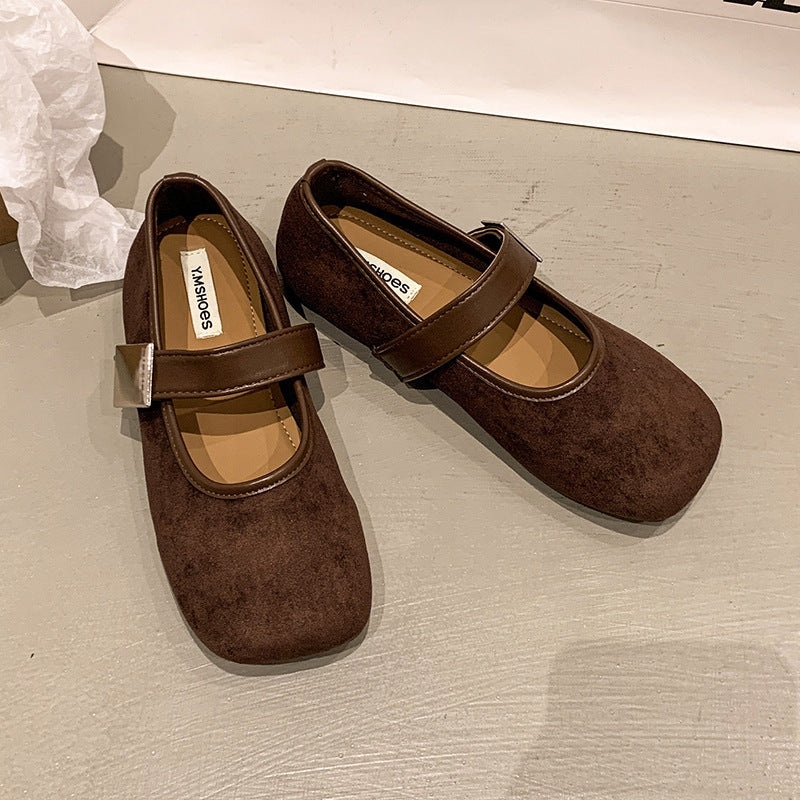 Damen Elegante Ballerinas mit verstellbarem Riemen und hochwertiger Verarbeitung EB