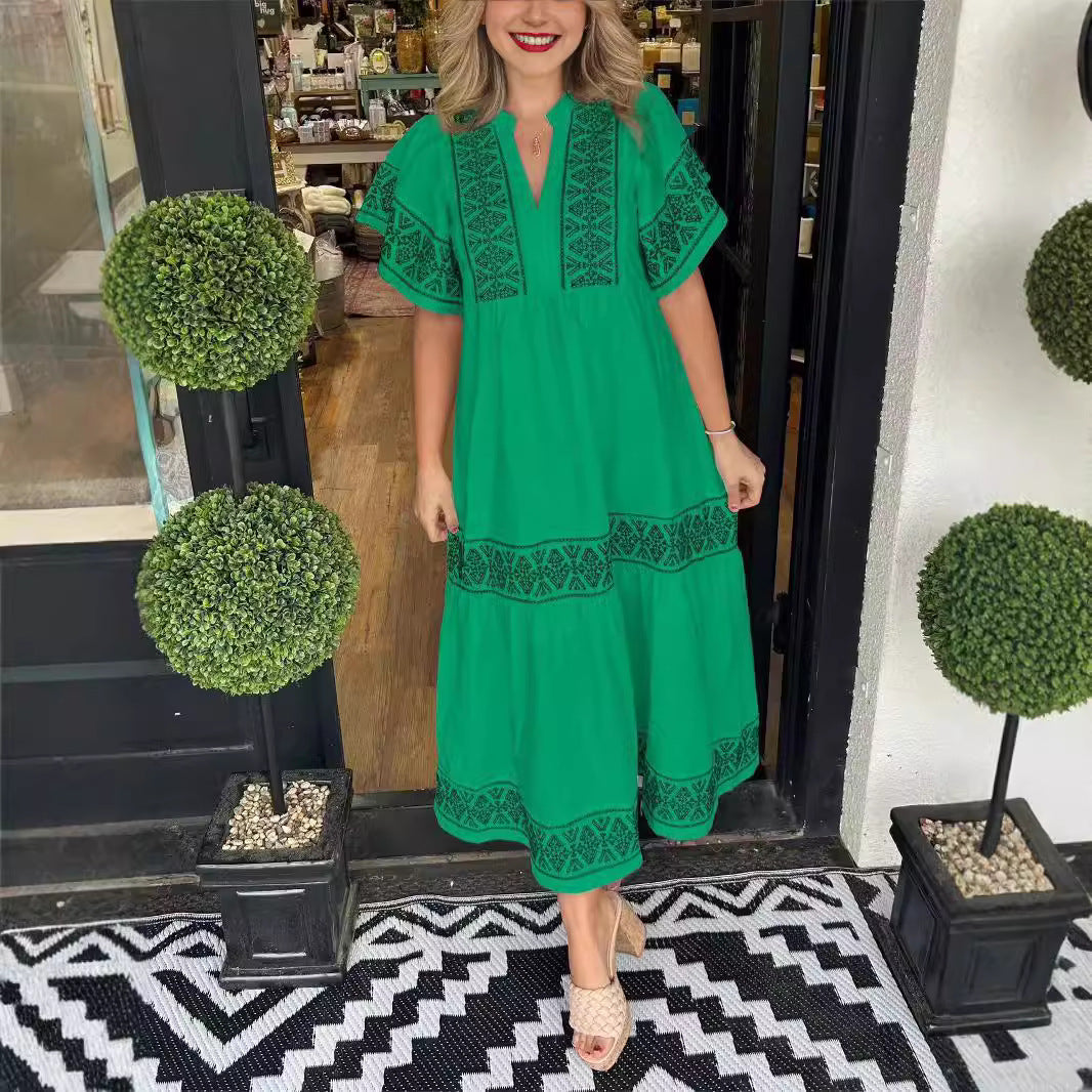 Damen Maxikleid mit eleganten Stickereien EB