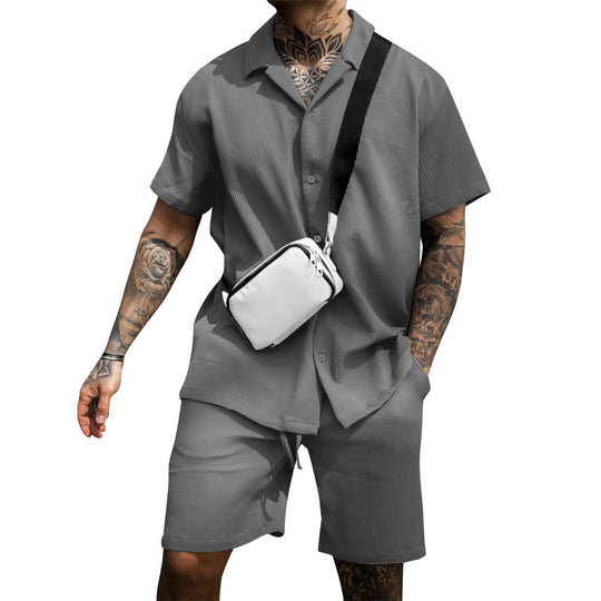 Herren lässiges Kurzarmhemd mit stylischem Schnitt und dazu passenden Shorts EB