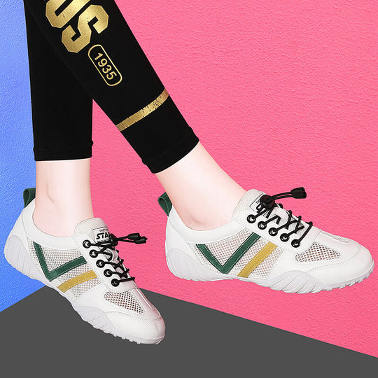 Damen Sportliche Mesh-Sneaker mit rutschfester Sohle und elastischen Schnürsenkeln EB