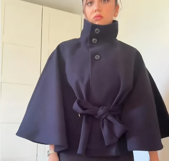 Damen elegante Überwurfjacke mit modernem Knopfdetail EB