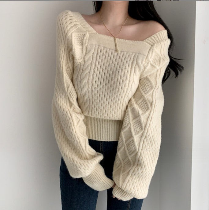 Damen Grobstrickpullover mit modernen Zopfdetails und quadratischem Ausschnitt EB