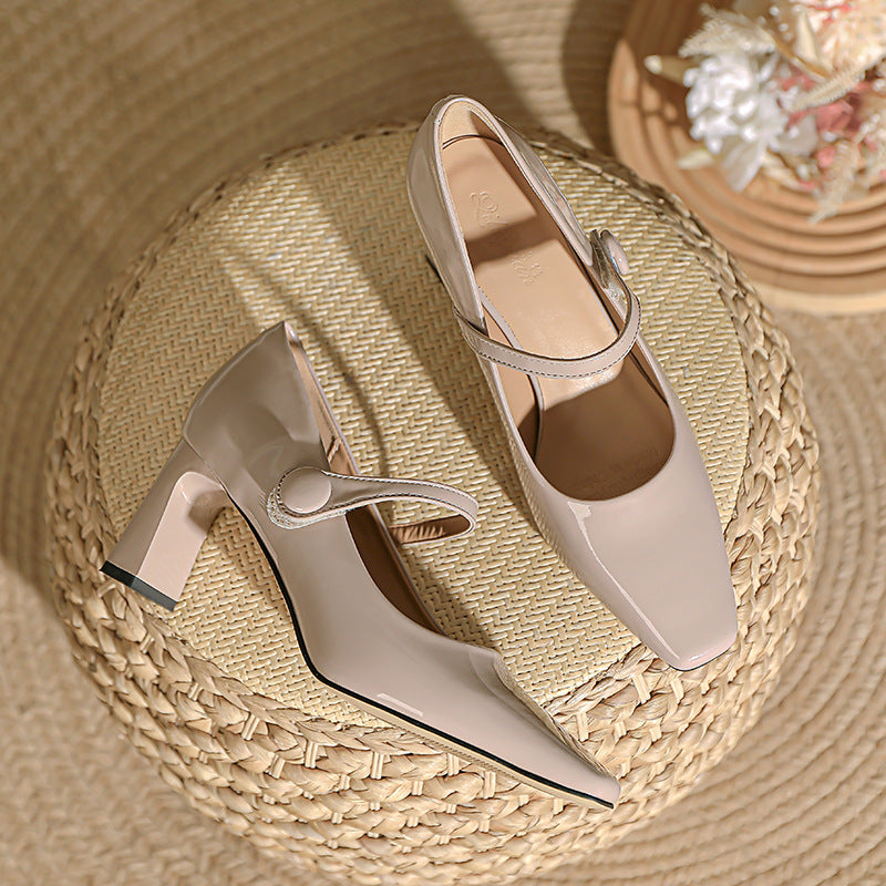 Damen elegante Pumps mit modischem Riemen und komfortablem Blockabsatz EB