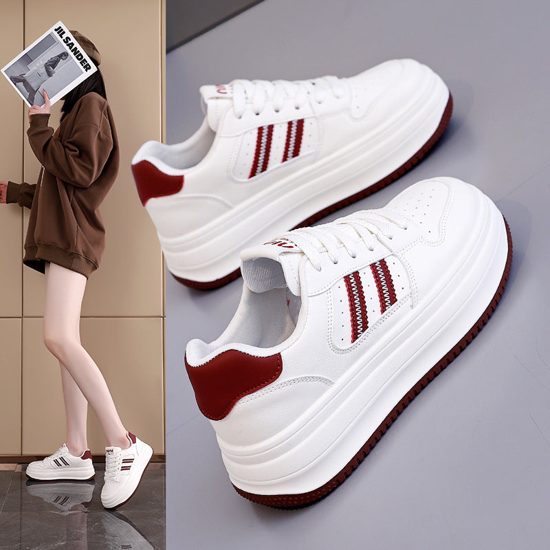 Damen Plattform Sneakers mit trendigem Design und stabiler Profilsohle EB