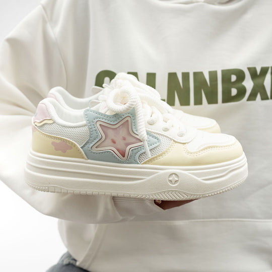 Damen Sneakers mit einzigartigem Sternendesign und bequemer Dämpfung EB