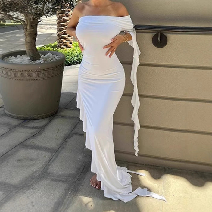 Damen Elegantes Off-Shoulder Maxikleid mit asymmetrischem Saum und Rüschendetails EB