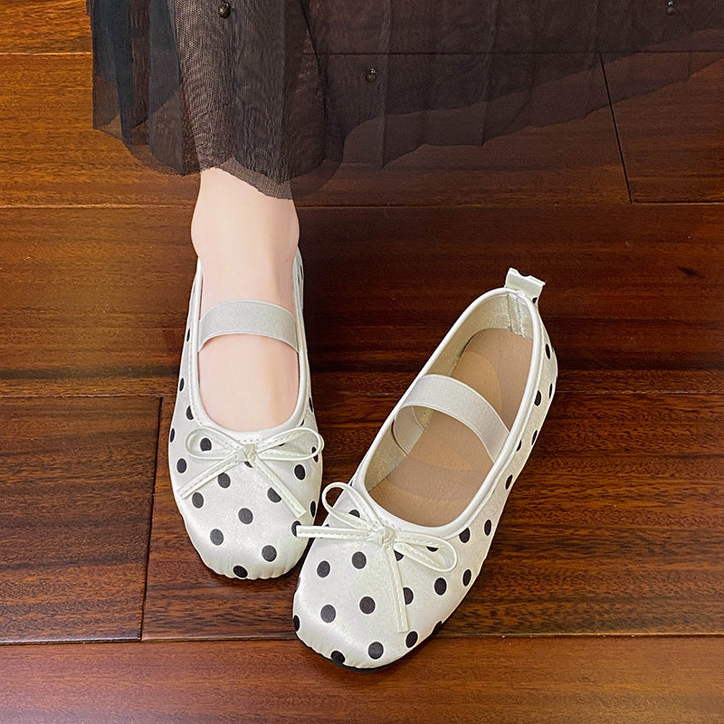 Damen Ballerinas mit verspieltem Punktedesign und elastischem Riemen EB