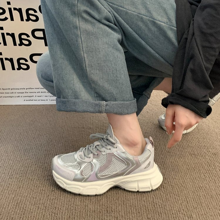 Damen sportive Sneakers mit atmungsaktiver Mesh-Oberfläche und weicher Dämpfung EB