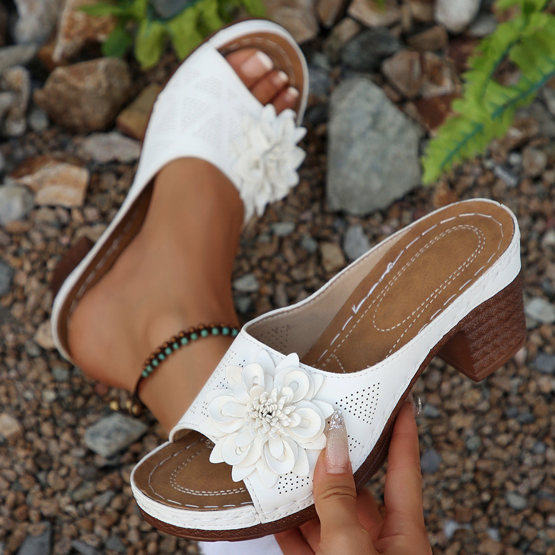 Damen elegante Pantoletten mit floralem Design und komfortablem Blockabsatz EB