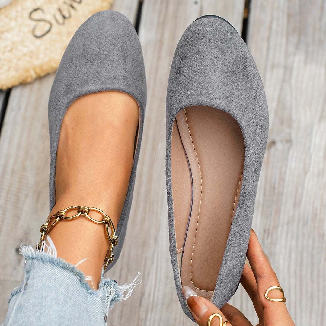 Damen  minimalistische Samt-Ballerina mit dekorativer Fußkette und ergonomischem Komfortfußbett EB