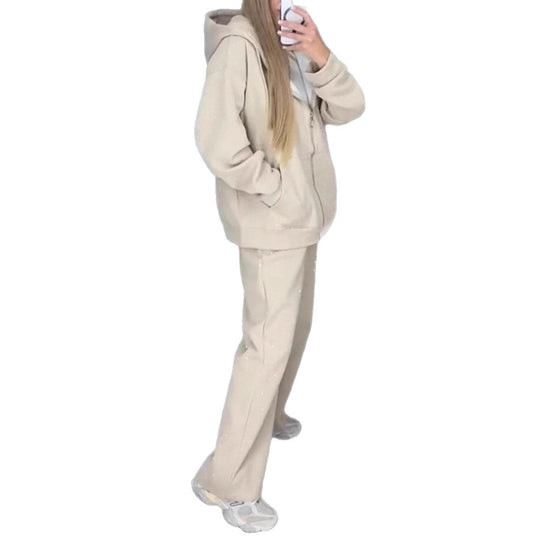 Damen Sportliches Sweat-Outfit mit Kapuze und weiter Passform EB