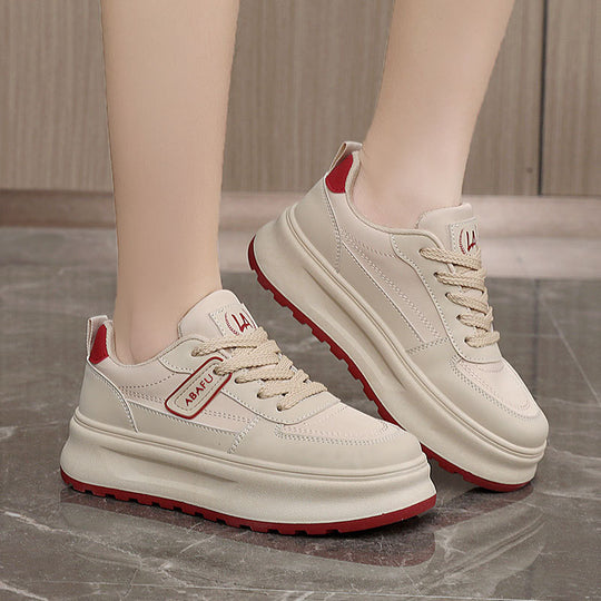 Damen Sportliche Sneakers mit dämpfender Laufsohle und atmungsaktivem Obermaterial EB