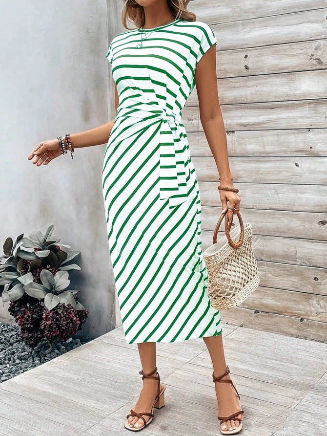 Damen Wickelkleid im modernen Streifenlook mit Taillenknoten EB