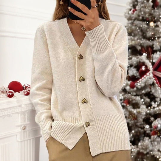 EB | Elegante Strickjacke mit Herzknöpfen