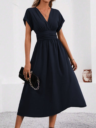 EB | Elegante Wickelkleid